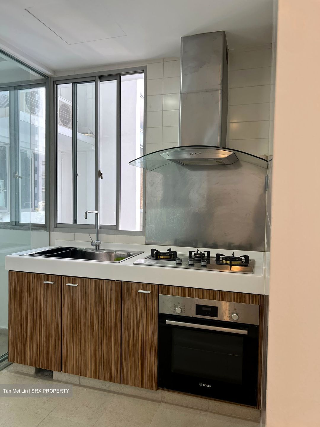 The Lakeshore (D22), Condominium #622945411